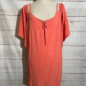 Torrid Coral Challis Cold-Shoulder Top – Size 3 (22/24) – NWT